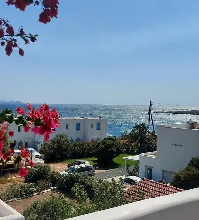 Laouti Tinos 3